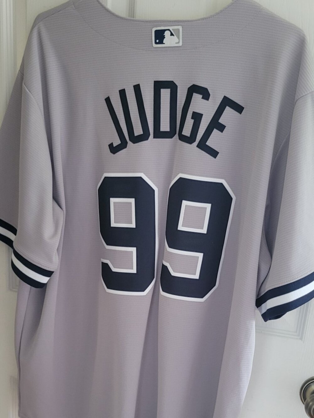 The Majestic New York Yankees Judge XL jersey